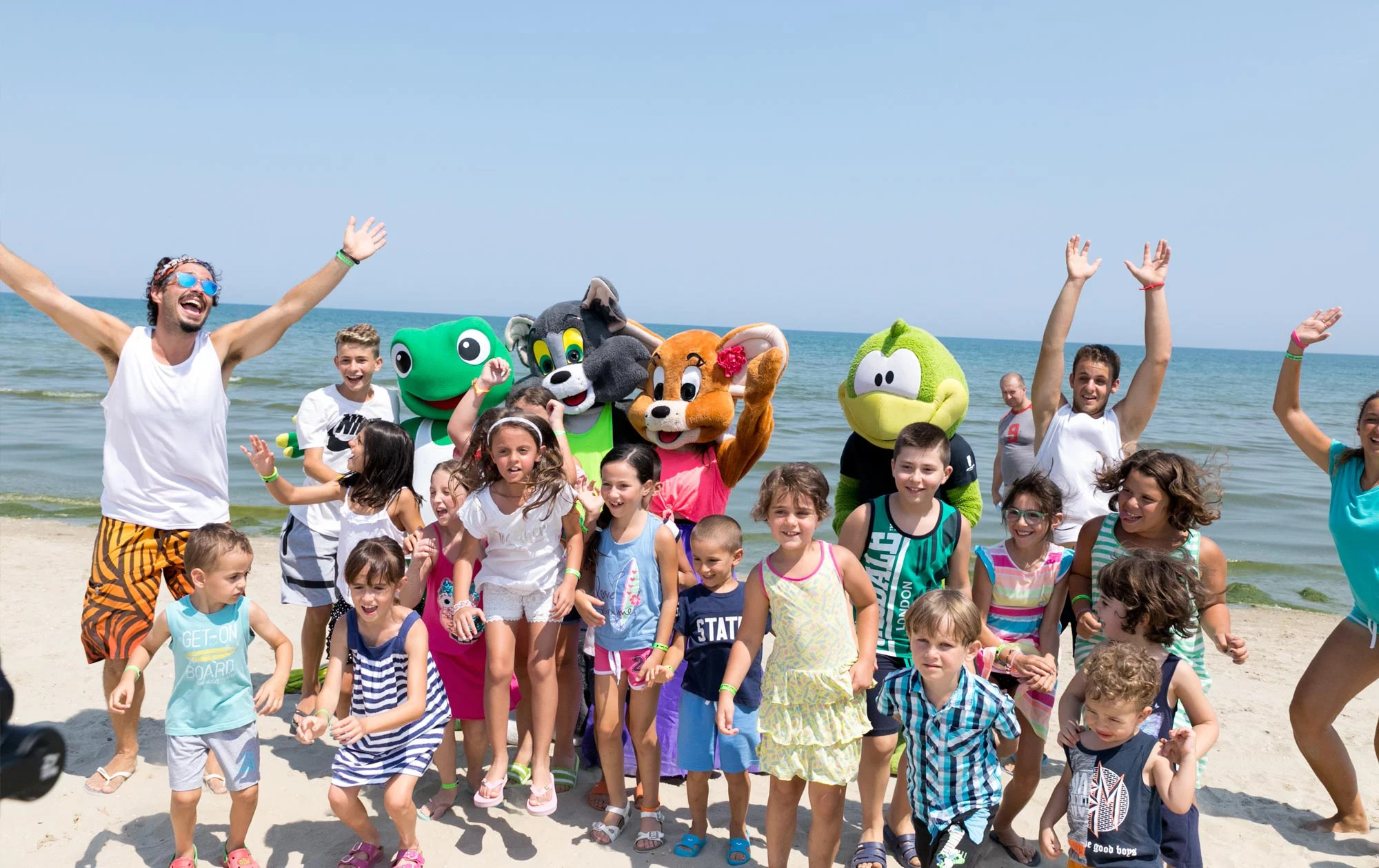 media.Slide-Remo-e-Tea-02-Fabbri-FamilyVillage